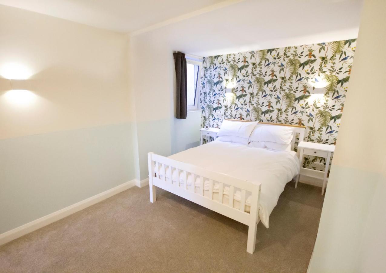 Garden Apartment Winchester Buitenkant foto
