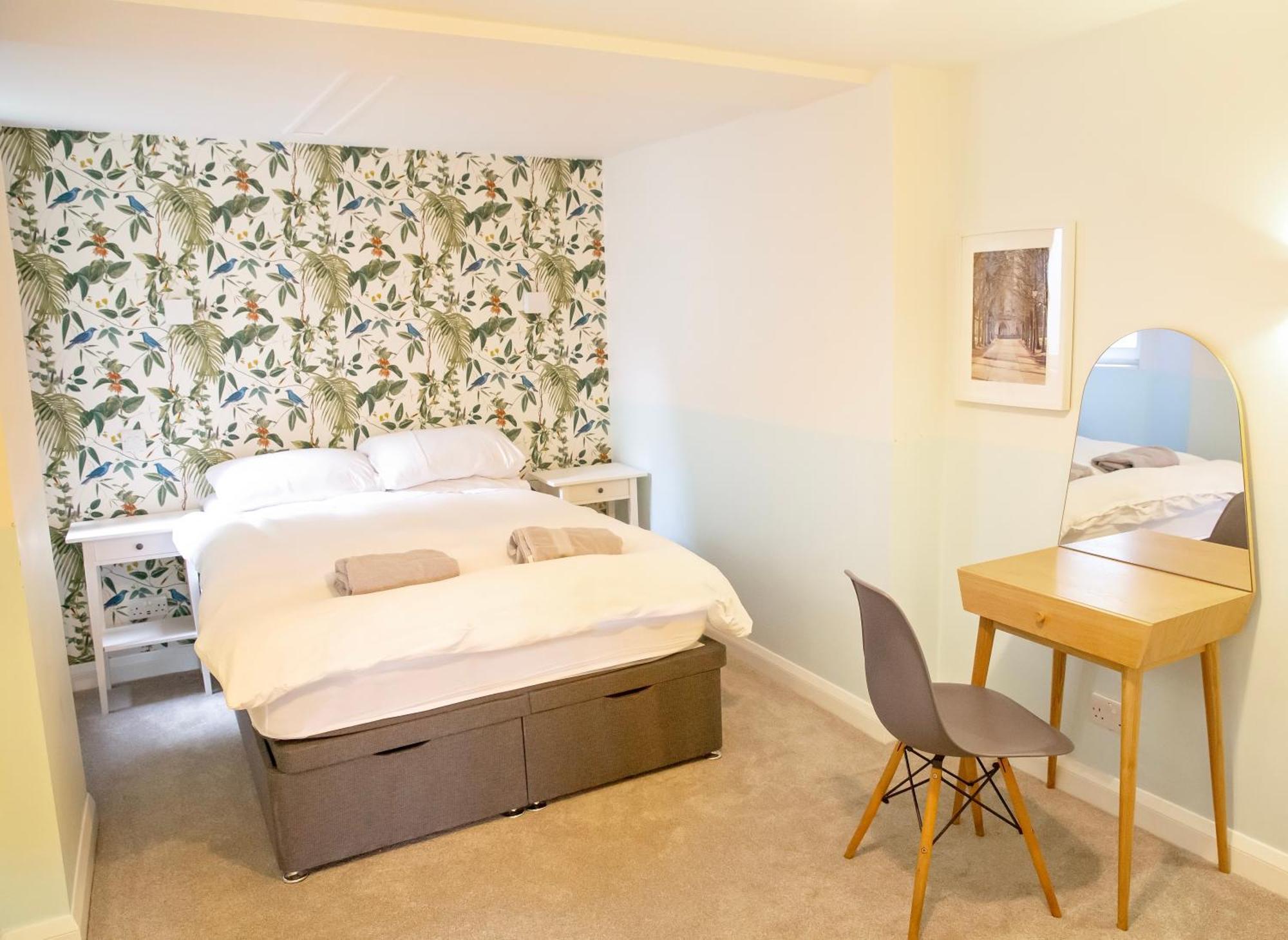 Garden Apartment Winchester Buitenkant foto